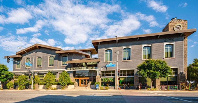 Santa Clarita Old Town Newhall Library